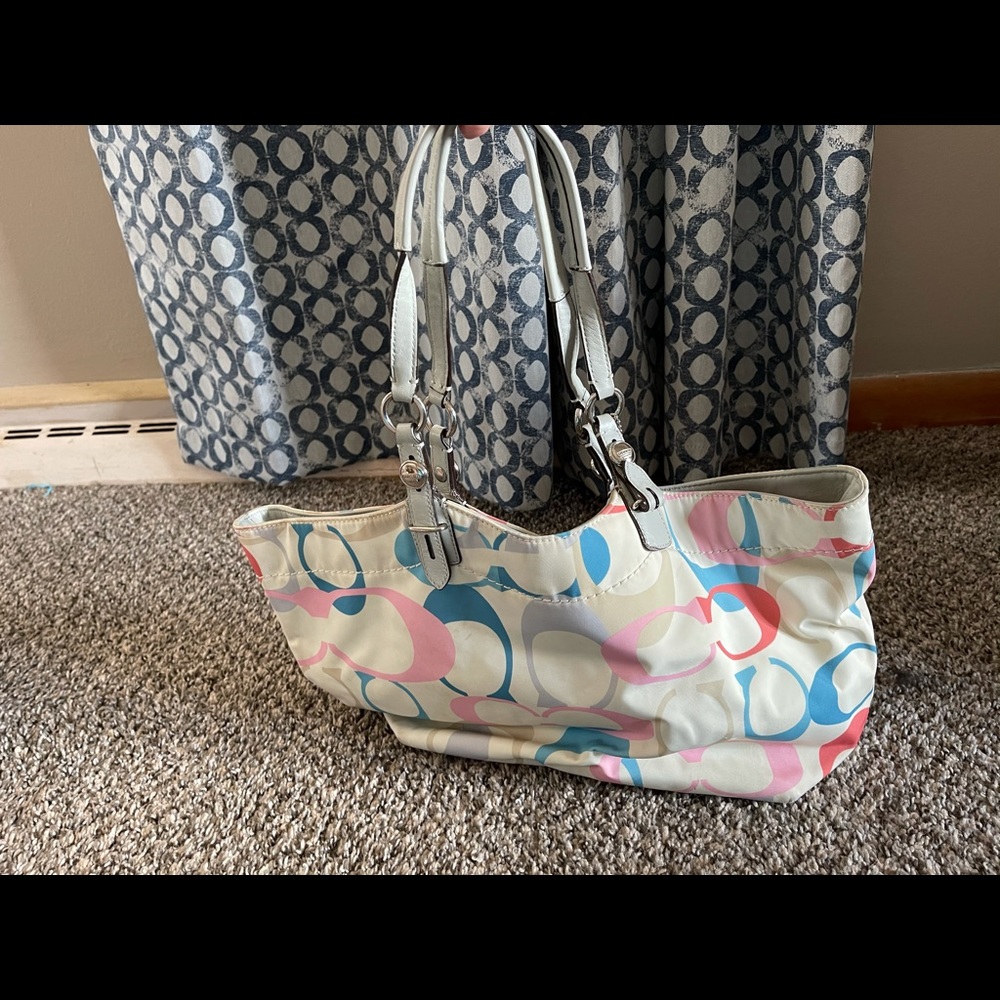 Coach shoulder bag GUC